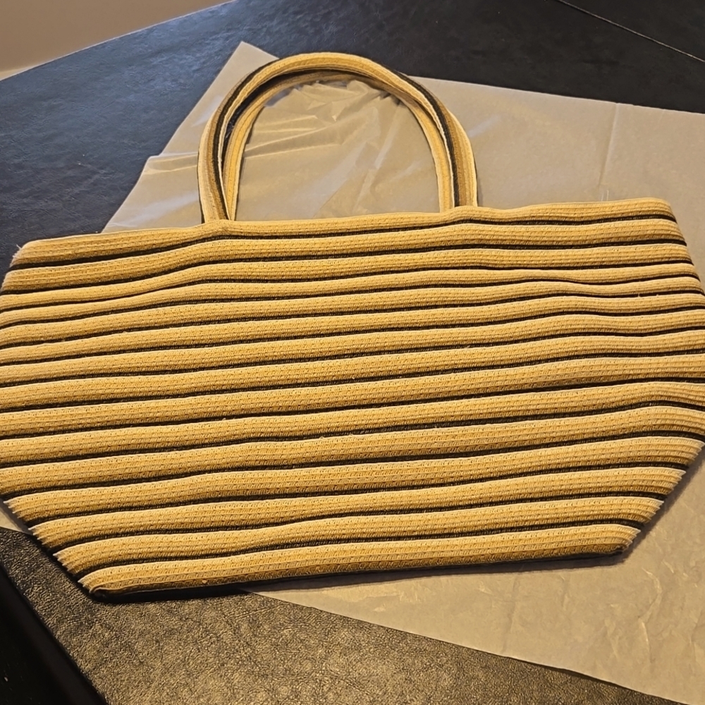 Straw Double Handle Tote Handbag.🤎